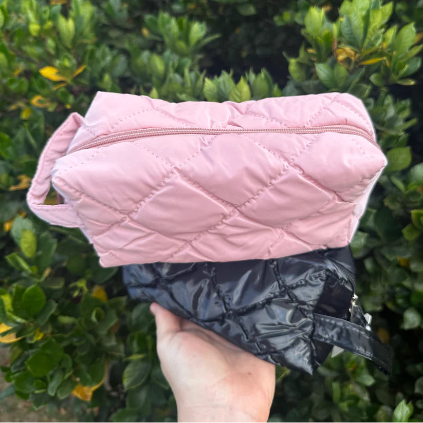 The Ultimate Everyday Pouch – For Beauty, Pens & Travel Bits