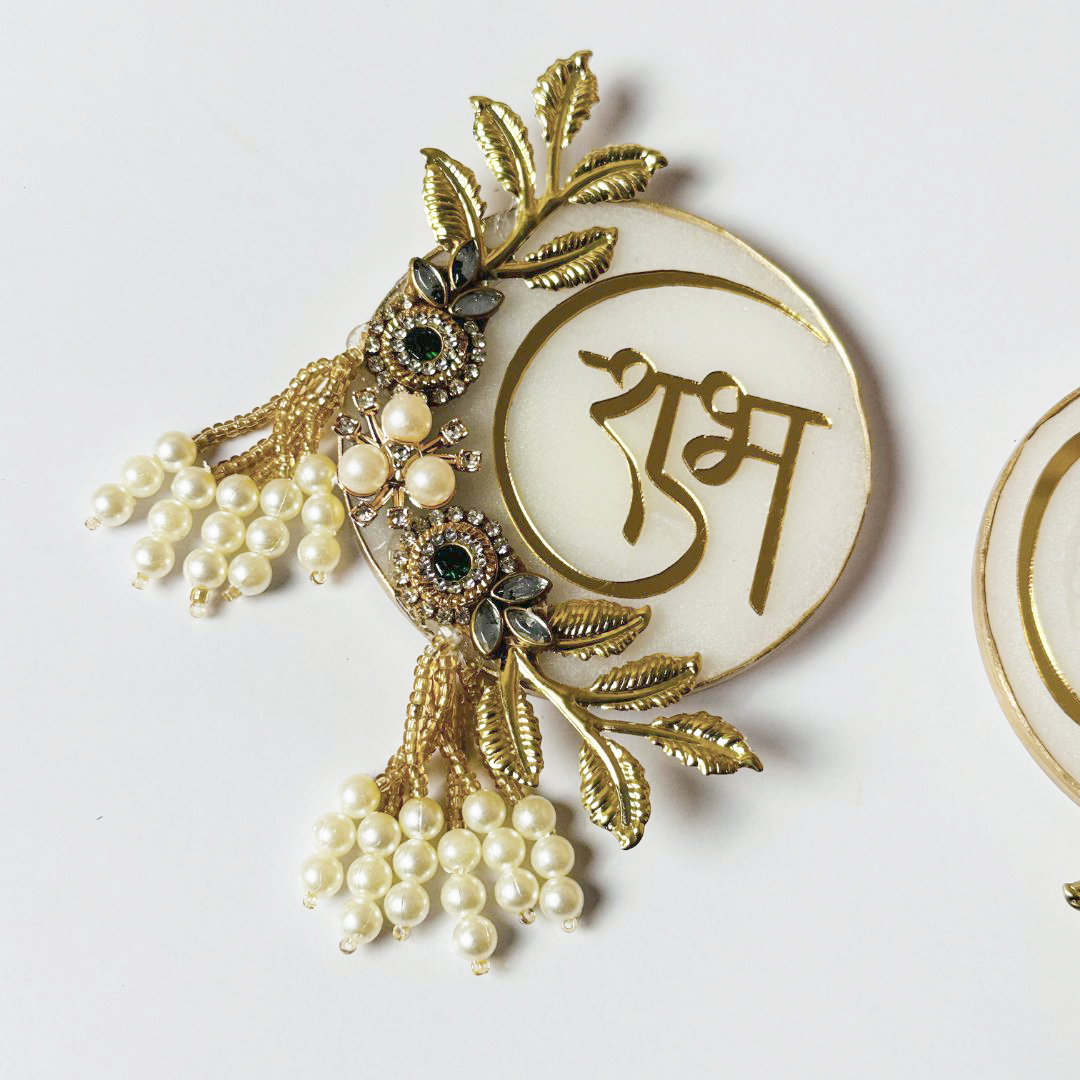 Elegant “Shubh Labh” Round Wall Hanging
