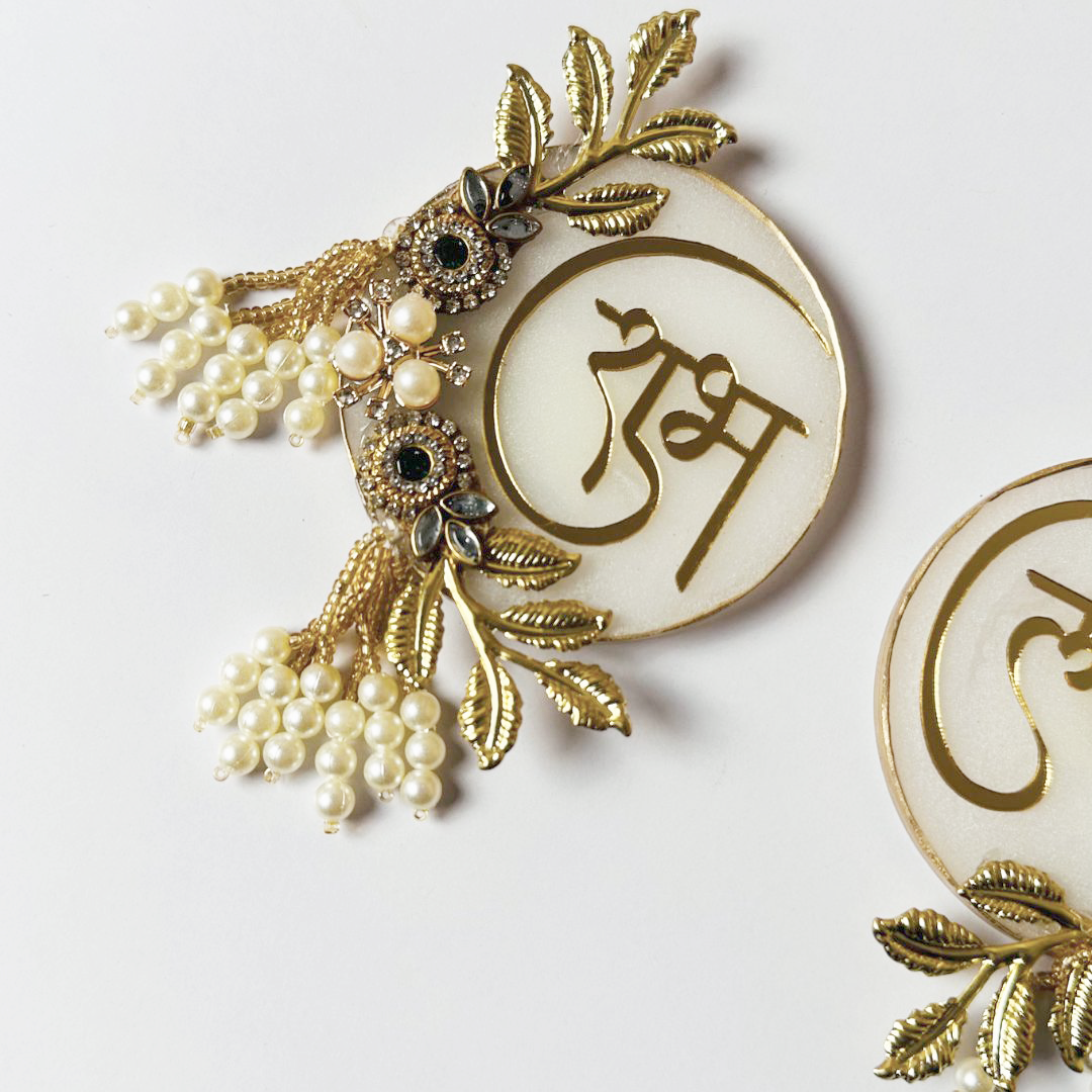 Elegant “Shubh Labh” Round Wall Hanging